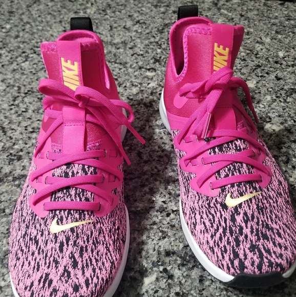 Nike Elite Pink sneakers - Picture 6 of 6